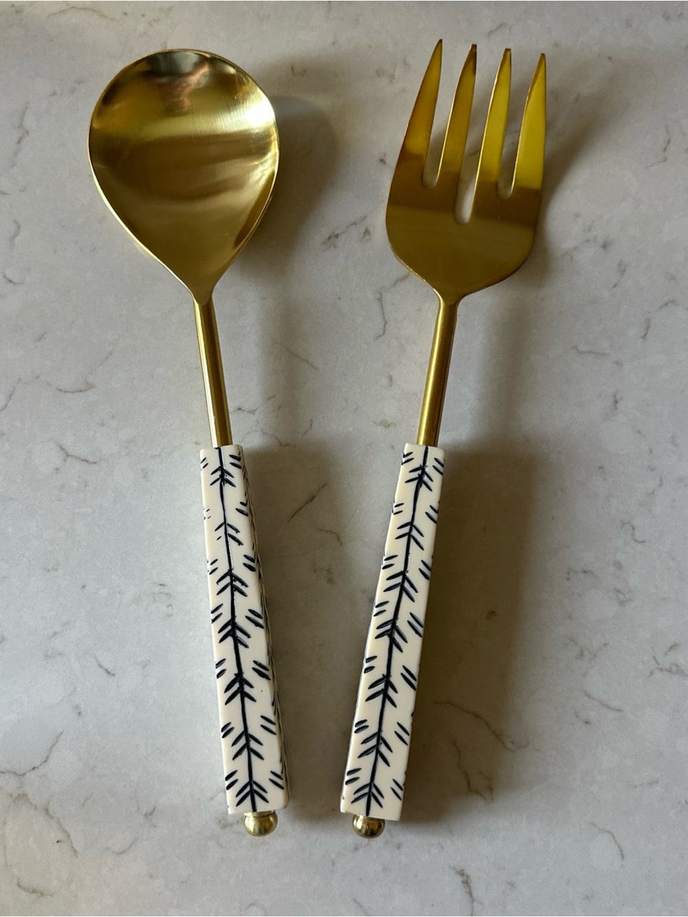 Anthropologie Lamar Salad Serving Set Gold White Decorative Handles